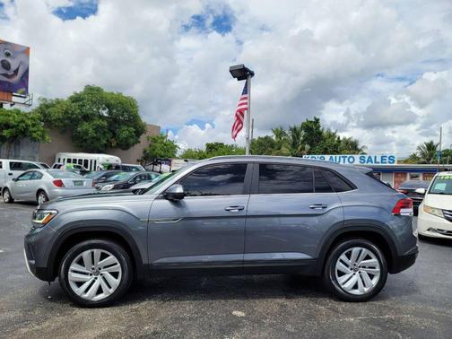 Gray 2020 Volkswagen Atlas Cross Sport 3.6L V6 SE w/Technology
