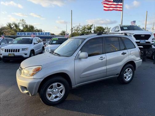2005 Toyota RAV4 Base