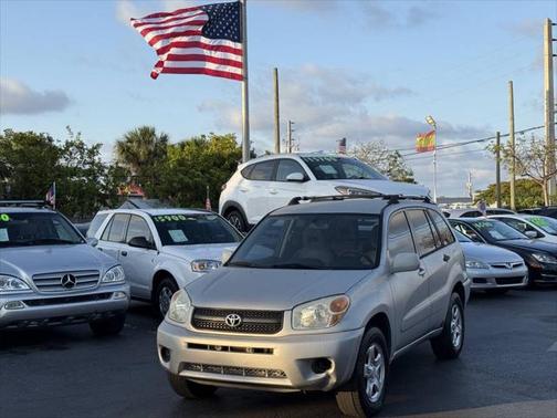 2005 Toyota RAV4 Base