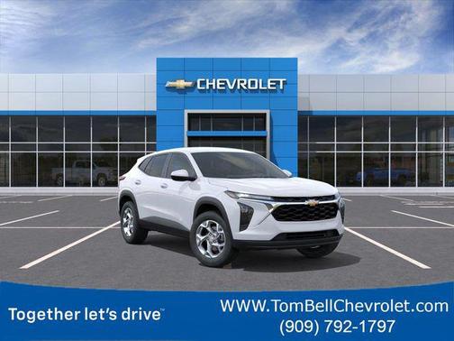 Summit White 2026 Chevrolet Trax LS
