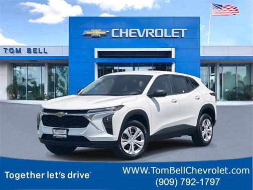 2025 Chevrolet Trax LS