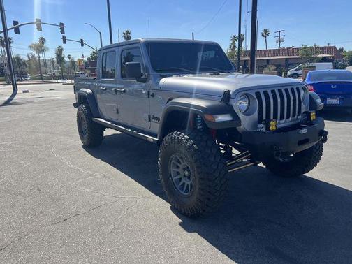 2020 Jeep Gladiator Sport S
