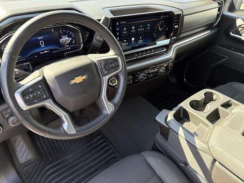 2025 Chevrolet Silverado 2500 LT