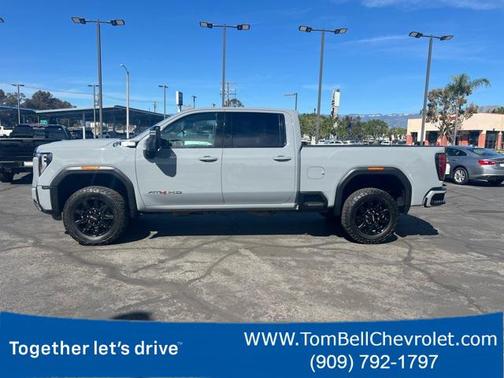 2024 GMC Sierra 2500 AT4