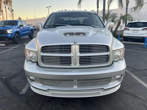 2005 Dodge Ram 1500 SRT-10 Quad Cab