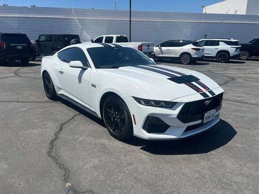 OXFORD WHITE 2024 Ford Mustang GT