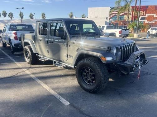 2020 Jeep Gladiator Sport S
