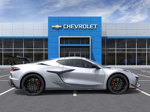Blade Silver Metallic 2026 Chevrolet Corvette ZR1
