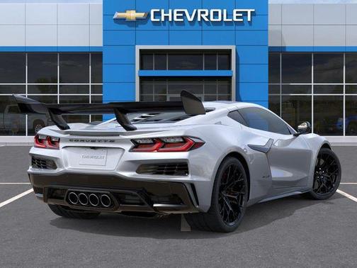 Blade Silver Metallic 2026 Chevrolet Corvette ZR1