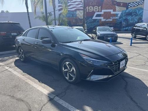 2022 Hyundai ELANTRA HEV Limited