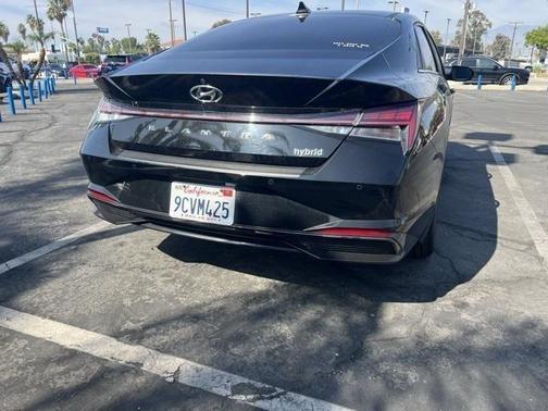 2022 Hyundai ELANTRA HEV Limited