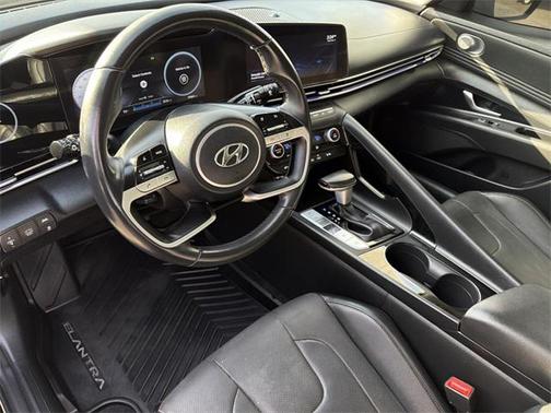 2022 Hyundai ELANTRA HEV Limited