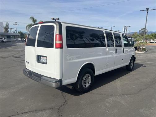 2016 Chevrolet Express 3500 LT