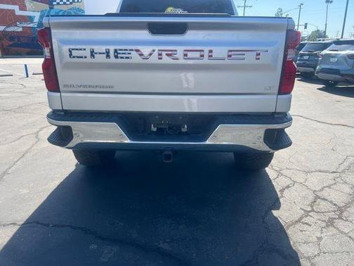 Silver Ice Metallic 2020 Chevrolet Silverado 1500 LT