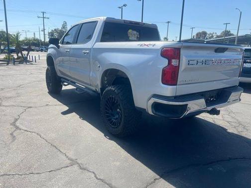 Silver Ice Metallic 2020 Chevrolet Silverado 1500 LT