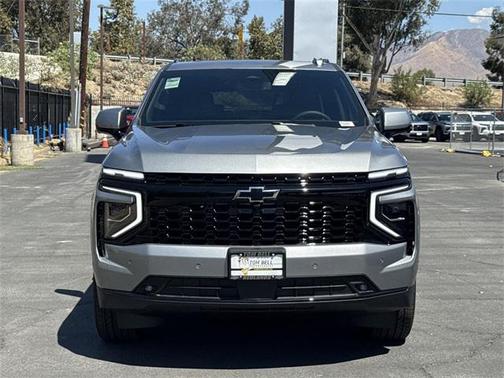 2025 Chevrolet Suburban RST
