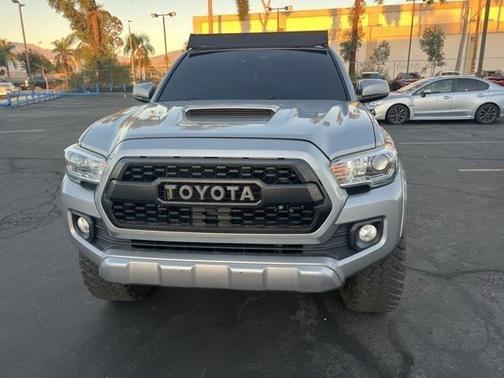 2020 Toyota Tacoma TRD Sport