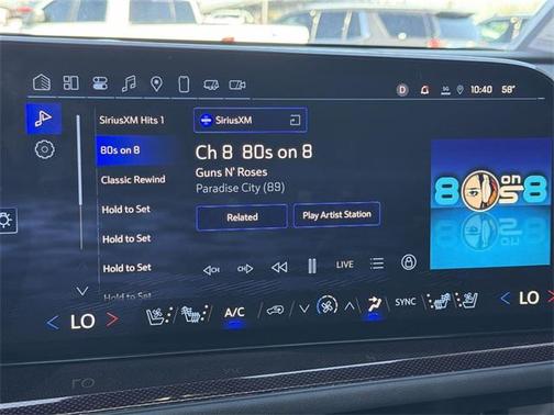 2025 Chevrolet Traverse RS