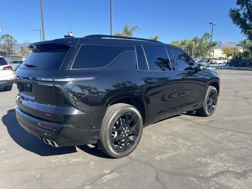 2025 Chevrolet Traverse RS