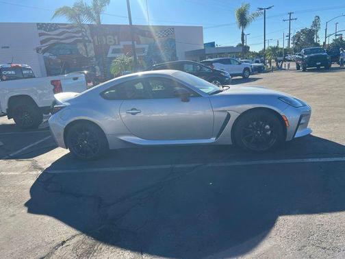 2024 Toyota GR86 Premium