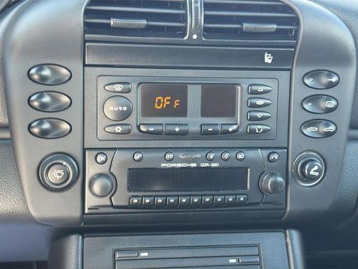2002 Porsche 911 Carrera 4