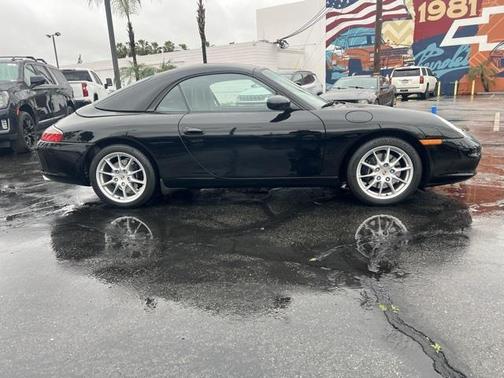 2002 Porsche 911 Carrera 4