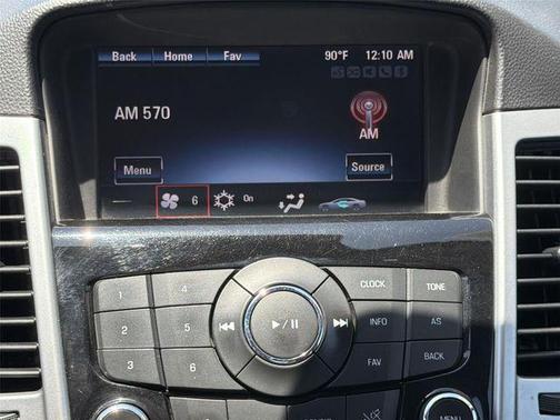 Silver Ice Metallic 2016 Chevrolet Cruze Limited 1LT
