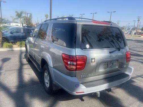 2002 Toyota Sequoia SR5