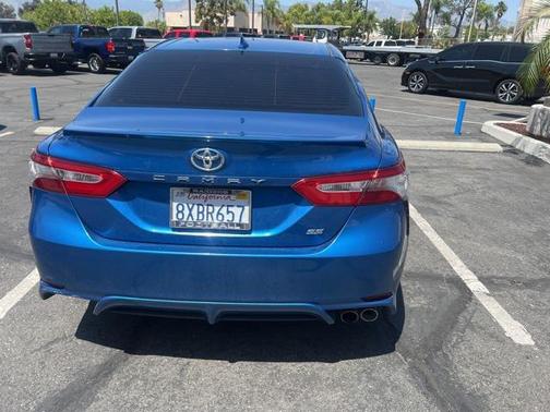 2019 Toyota Camry SE