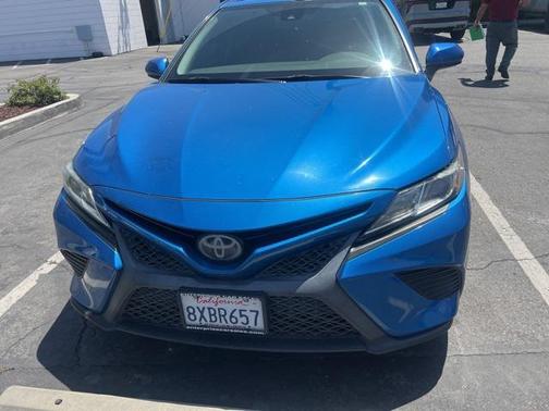 2019 Toyota Camry SE