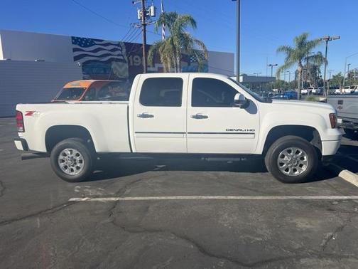 2011 GMC Sierra 2500 Denali