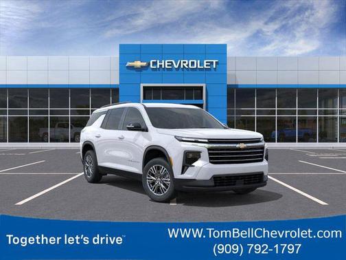 Summit White 2026 Chevrolet Traverse LT