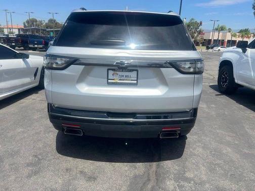Silver Ice Metallic 2021 Chevrolet Traverse Premier