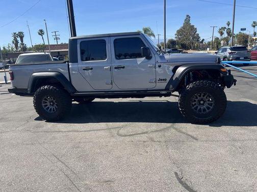 Billet Silver Metallic Clearcoat 2020 Jeep Gladiator Sport S