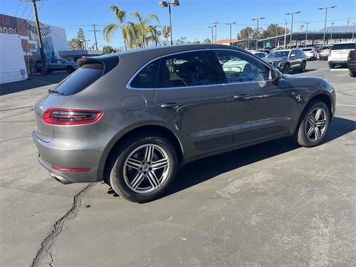 2018 Porsche Macan S