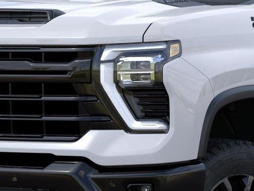 Summit White 2026 Chevrolet Silverado 2500 LT