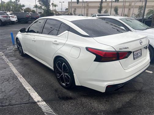 2025 Nissan Altima SR FWD