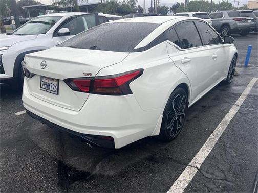 2025 Nissan Altima SR FWD