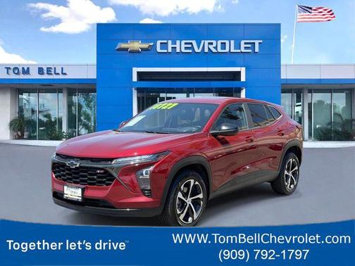 Crimson Metallic 2024 Chevrolet Trax FWD 1RS