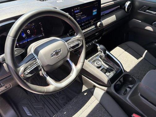 Summit White 2023 Chevrolet Colorado Z71