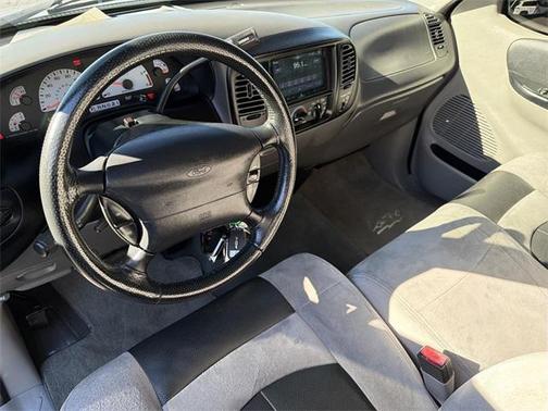 2004 Ford F-150 Lightning