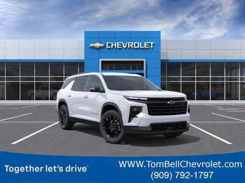 Summit White 2026 Chevrolet Traverse LT