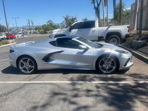 2020 Chevrolet Corvette Stingray w/2LT