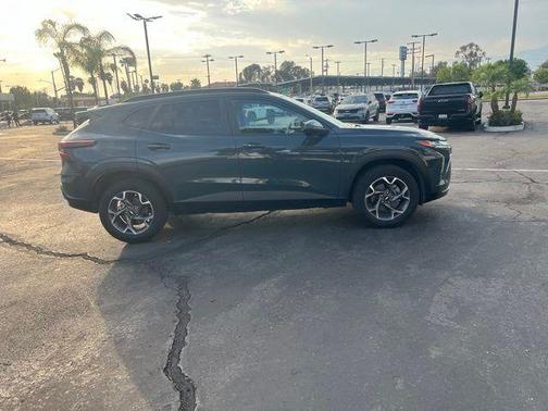 Cypress Gray 2025 Chevrolet Trax LT