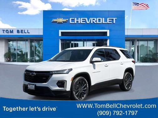 Summit White 2023 Chevrolet Traverse RS