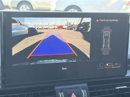 2024 Audi Q5 45 S line Premium