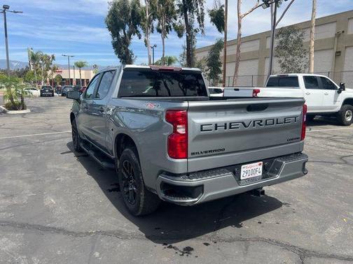 2025 Chevrolet Silverado 1500 Custom