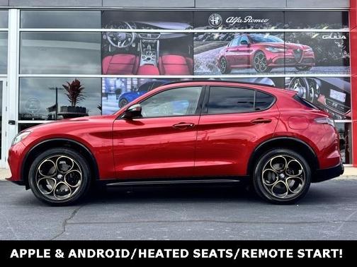2025 Alfa Romeo Stelvio Intensa