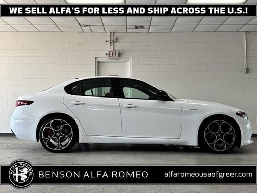 2022 Alfa Romeo Giulia Veloce
