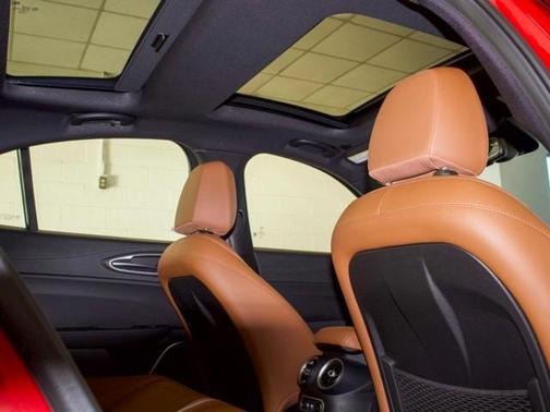 2022 Alfa Romeo Giulia Ti